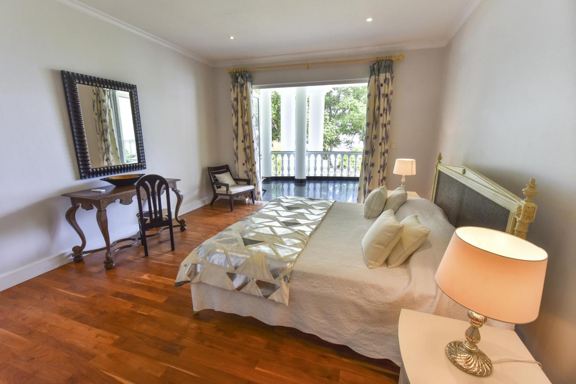 Chateau Elysium Beau Vallon  Bagian luar foto