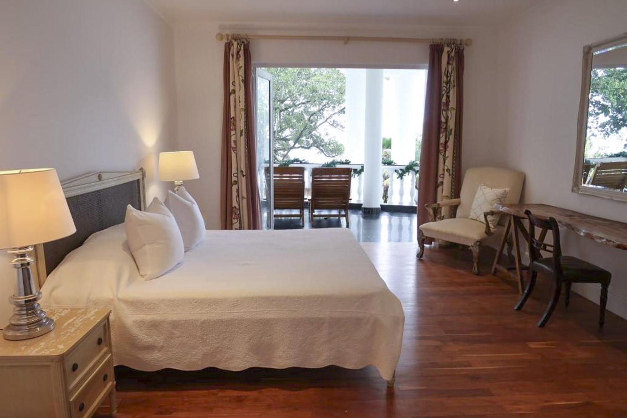 Chateau Elysium Beau Vallon  Bagian luar foto