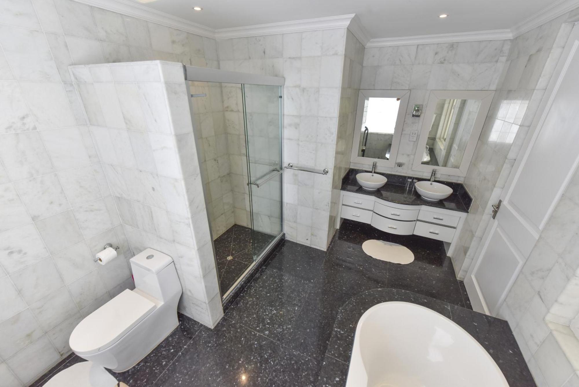 Chateau Elysium Beau Vallon  Bagian luar foto