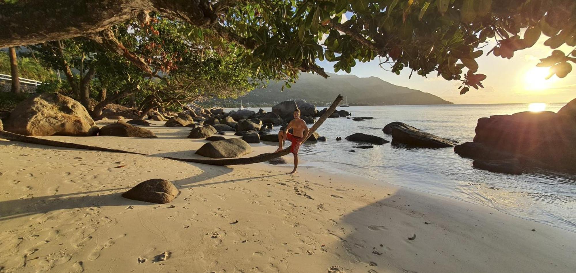 Chateau Elysium Beau Vallon  Bagian luar foto