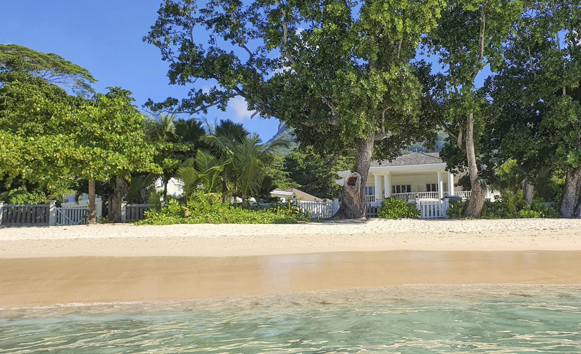 Chateau Elysium Beau Vallon  Bagian luar foto