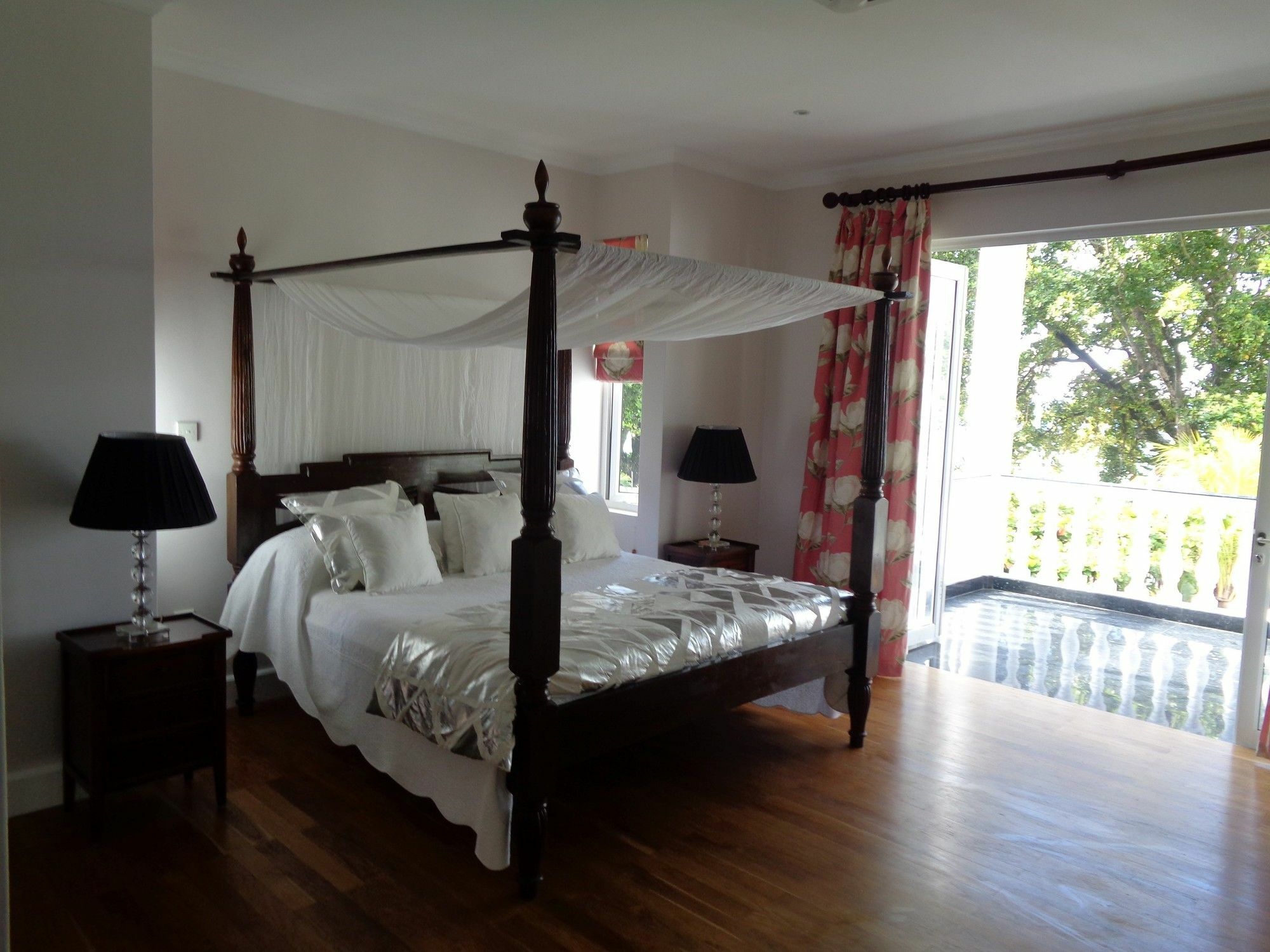 Chateau Elysium Beau Vallon  Bagian luar foto