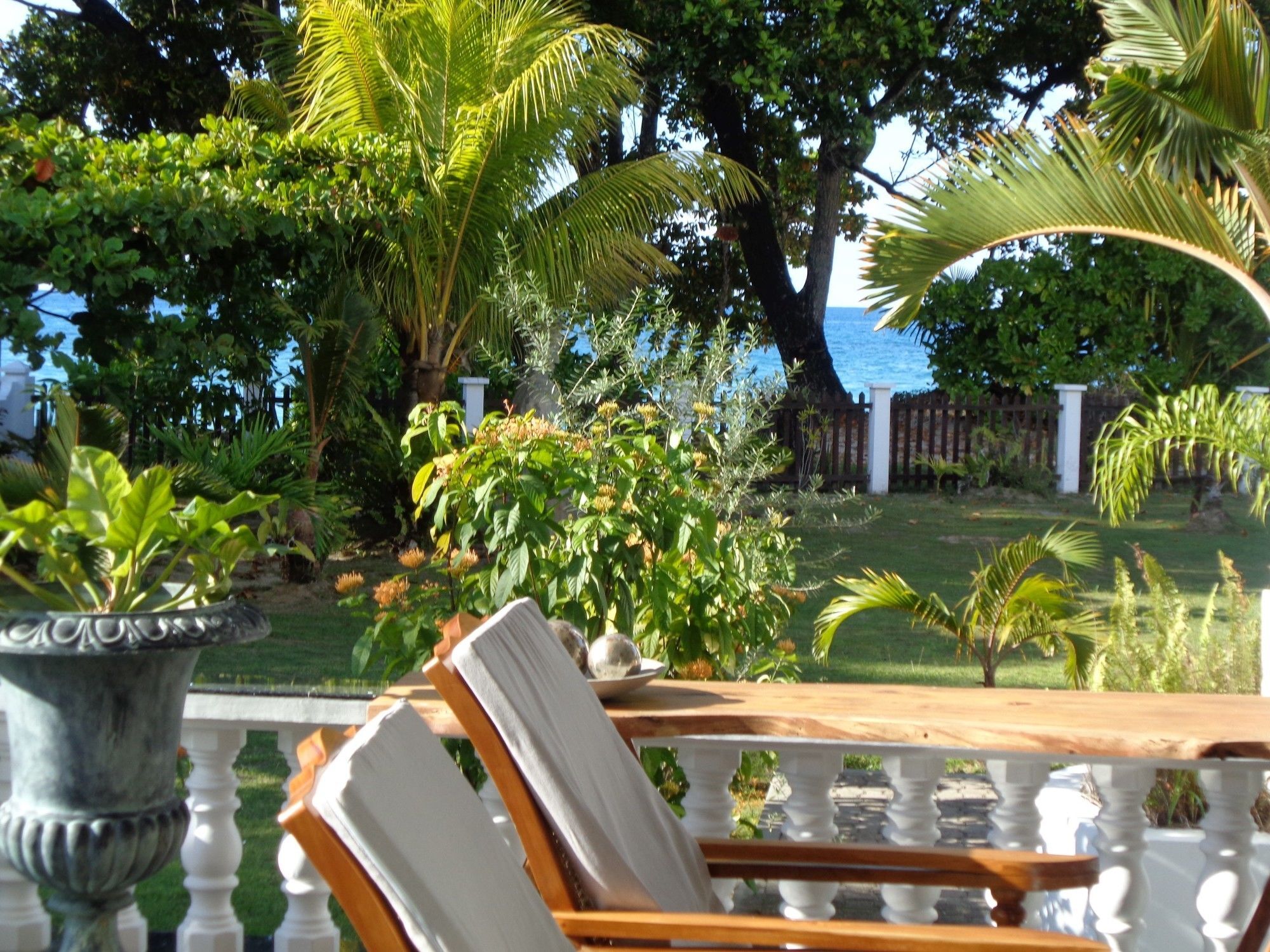 Chateau Elysium Beau Vallon  Bagian luar foto
